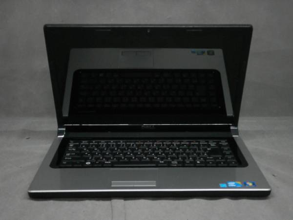 M_Y8052037G DELL Studio 1558 Core i7 Q720 1.6GHz