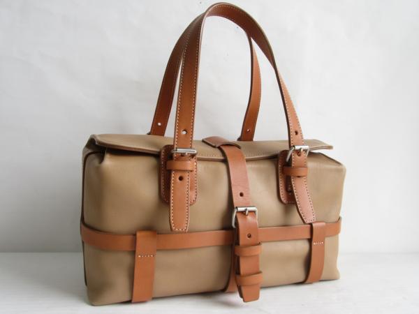 美品 土屋鞄 ハーネス クローク ミニボストン バッグ 鞄 1650111