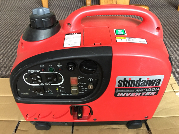 キャンプ作業災害時に発電機！状態良好！新ダイワiEG900M直取OK