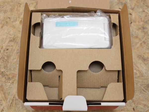 docomo SHARP SH-11C ホワイト 未使用品⑤