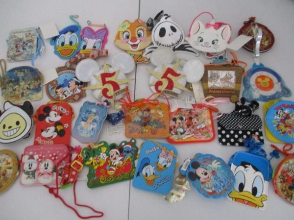 ディズニー パスケース チケットホルダー 27点セット ディズニー 売買されたオークション情報 Yahooの商品情報をアーカイブ公開 オークファン Aucfan Com