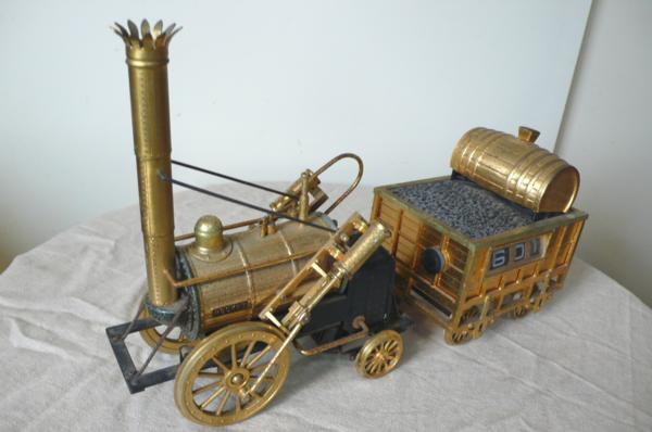 レア！SL蒸気機関車の祖★金属製ROCKETロケット号模型 時計 鉄道