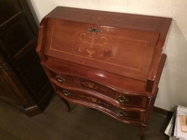 Taroccoタロッコ　イタリア製象嵌入り ライティングデスク超美品