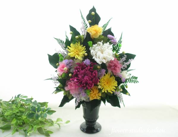 プリザーブド仏花　輪菊・ことね菊お供えアレンジ　高さ34cm