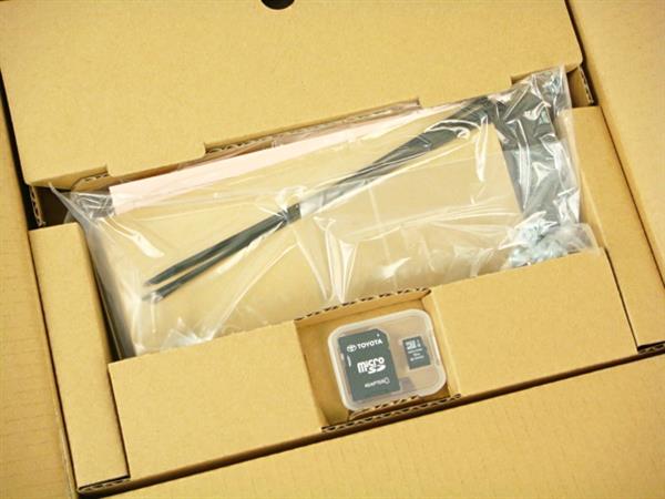 トヨタ 純正ナビ NSZT-Y64T T-connectナビ 未使用品 トヨタ純正9インチ