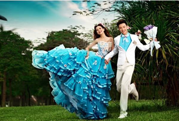 カラードレス ウェディングドレス 二次会 花嫁 結婚式 ブルー