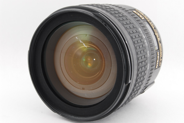 Nikon ニコン AF-S NＩKKOR 18-70mm F3.5-4.5 G ED DX