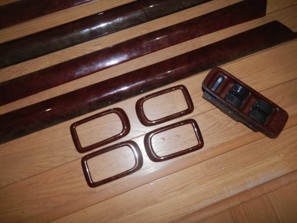 ミラ・ミラジーノ(L700系)のウッドパネル① ダイハツ用 内装品 【公式