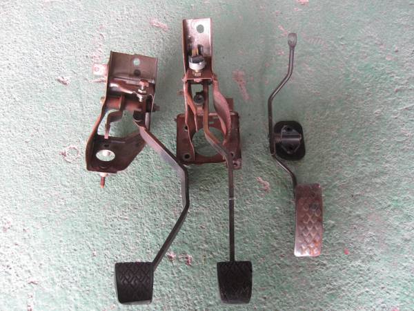 ＡＥ８６　ＡＢＣ　ペダル　３点　セット　レビン　トレノ