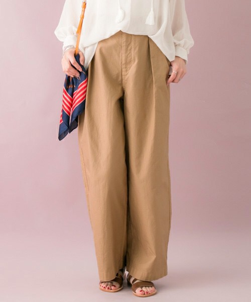 アーバンリサーチ人気完売ワイドタックチノパンツベージュ