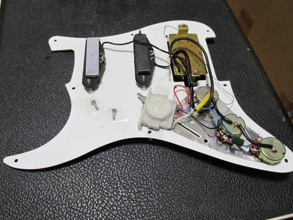 ストラトキャスター用SSHピックアップ＆ピックガード_2