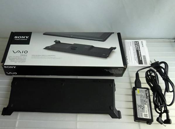 【SONY】 VAIO Duo11用シートバッテリー VGP-BPSC31+おまけ付き