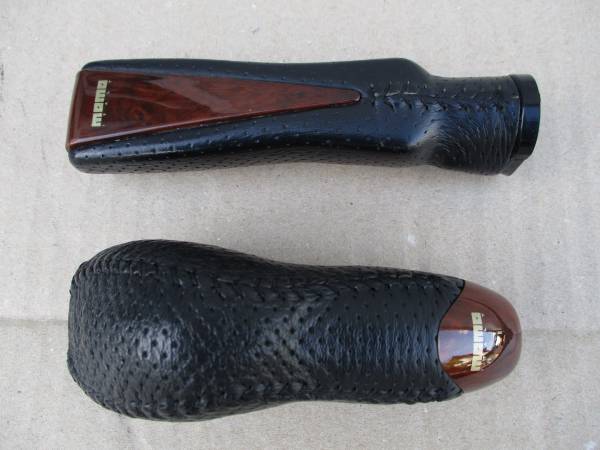 レガシィ オプション シフトノブ/サイドブレーキ モモ BP5/BL5