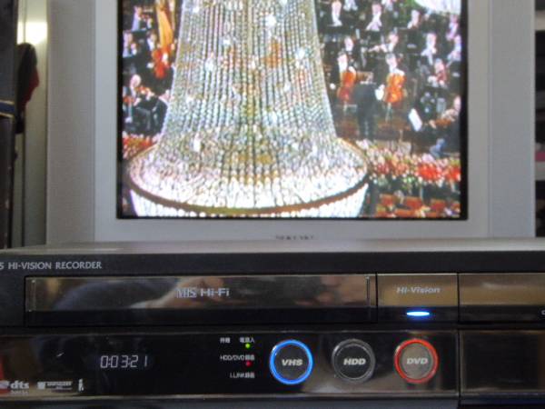 SHARP VHS一体型HDDレコーダー【DV-ACV52】作動品a