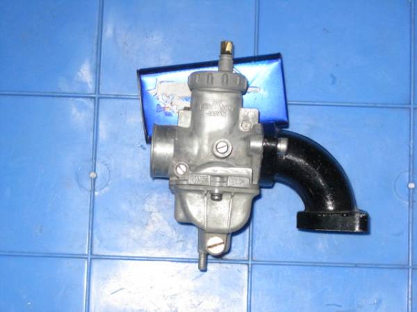 ケイヒンＰＣ20キャブレターインマニモンキーダックスエイプ