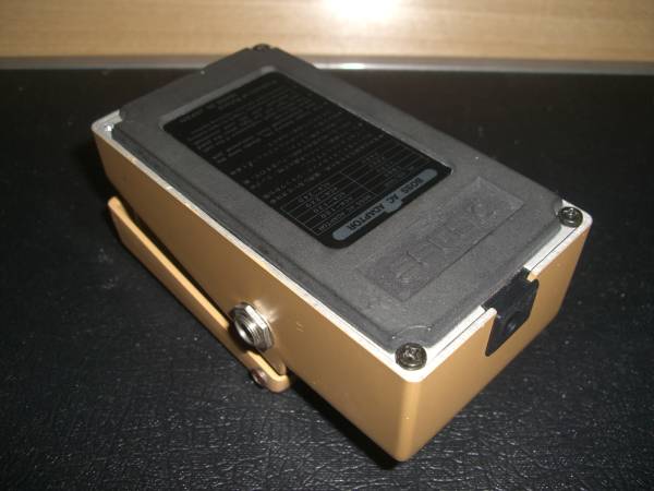 BOSS TW-1 Touch Wah 箱付き 美品 銀ネジ 日本製 【公式通販】