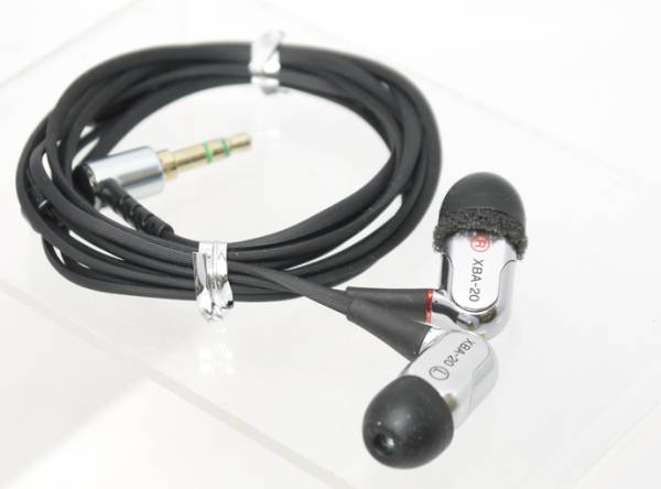 希少 SONY MDR-XB90EX イヤホン 動作品 カナル式 希少 SONY MDR-XB90EX