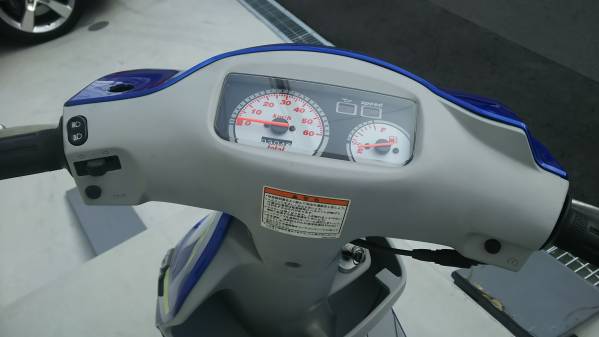 ZZ50限定カラー