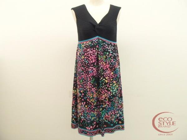 即決◇レオナール ニット切り替え ノースリーブワンピースM