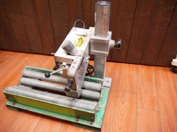 大見工業 塩ビ管コーナーカッター VCC-200 中古 切断機 tb394
