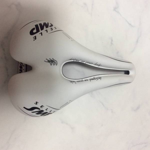 １円スタート☆SELLE SMP★サドル　美品