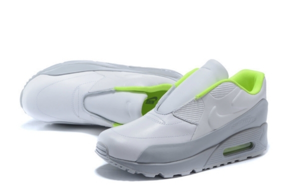 新品 NIKE WMNS AIR MAX 90 SP / sacai サカイ WHT 26.5cm