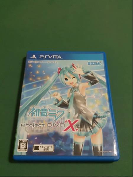 美品 PS Vita 初音ミク Project DIVA X