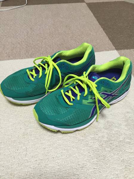 アシックス GT-2000 ニューヨーク4 SW 27.5 中古