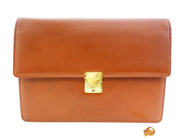 ◆AB1431 サンローラン レザー セカンド クラッチ カギ付 良品