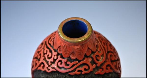 □中国 堆朱 花瓶 漆工芸 J-8 Yahoo!オークション - 【公式通販】