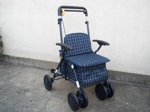 シルバーカー/カート/歩行補助車 /介護
