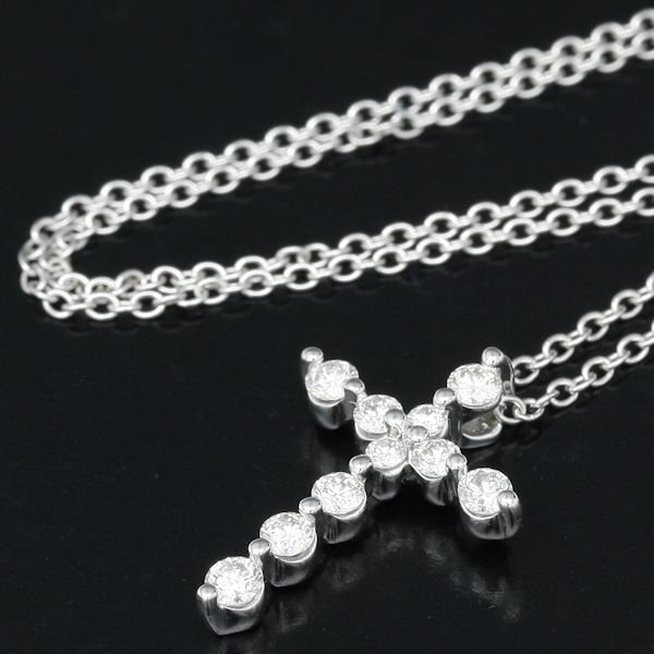 PonteVecchio ポンテヴェキオ K18WG クロスネックレス ダイヤ 0.05ct