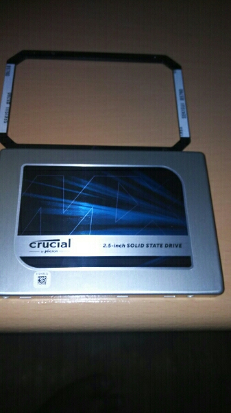 2.5 SATA 6Gb/s SSD CT500MX200 500GB 中古品 動作確認品