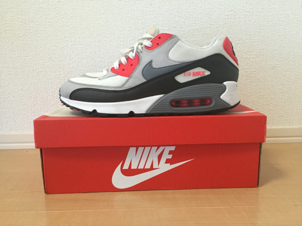 NIKE AIR MAX 90 ESSENTIAL / ジョーダン jordan エッセンシャル