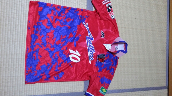 ☆実使用☆ミズノ製鹿島アントラーズ☆ホーム☆赤・半袖・本物