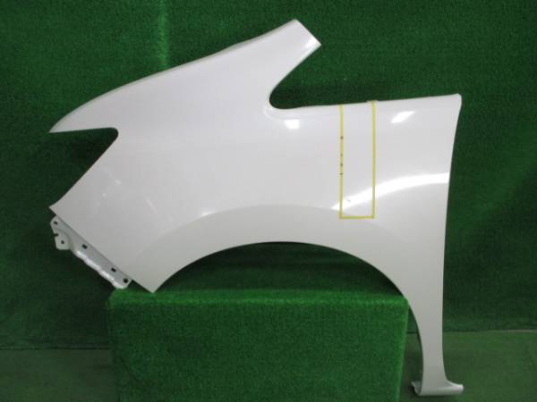 日産　セレナ　C26　前期　左フェンダー　純正　20G　338791