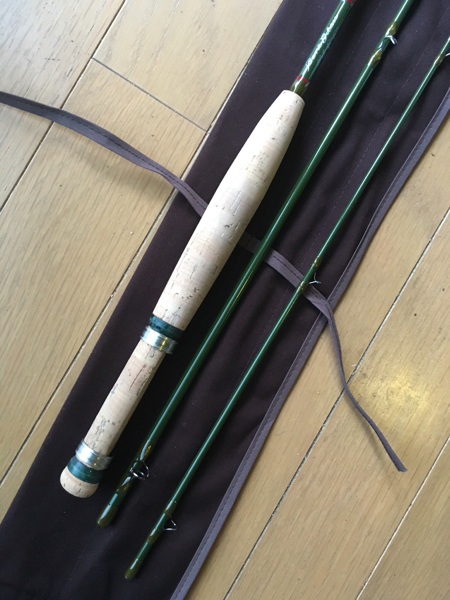 ソフトで軽いグラスです。6'6” #3 ヤング系リールシート