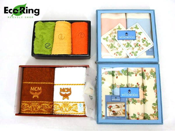 1円 MCM他 ハンドタオル テーブルマット ギフトセット計4点AP473