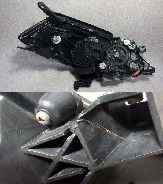 サイトーです。 ウイングロード WFY11 HID ヘッドライト 左 ICHIKOH 1699