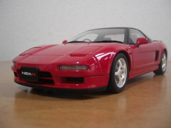 オートアート NSX タイプR 絶版！美品！ AUTOART 1⁄18 HONDA NSX