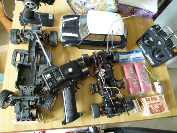 ラジコン 部品取り パーツ ジャンクラジコン部品などいろいろまとめて