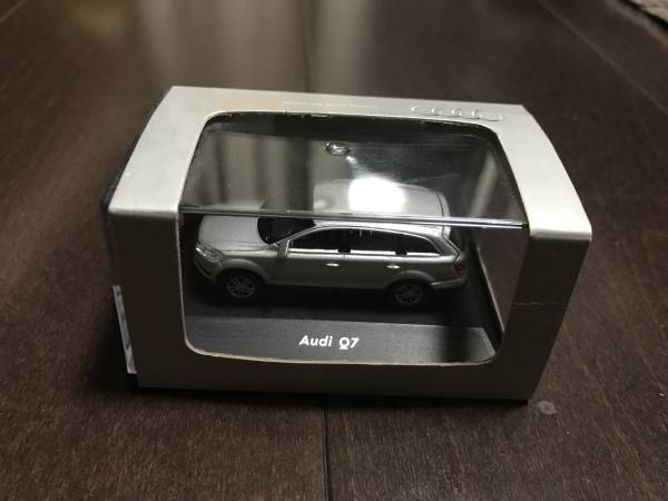 Audi アウディ Q7ミニカー 販促品_2