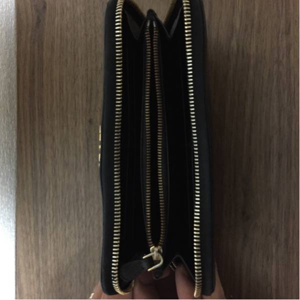プラダ 長財布 PRADA ブラック 黒 財布 ウォレット