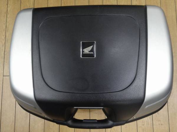 ホンダ トップボックス&パニアケース NC700X使用