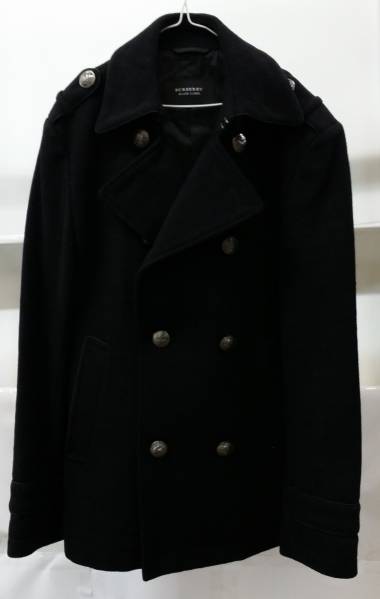 美品！バーバリーブラックレーベルの銀ボタン高級ダブルコート！
