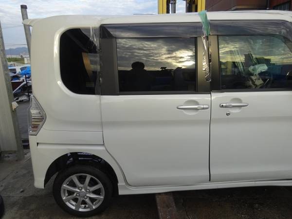 27年　タントカスタム　LA600S　事故車　事故現状