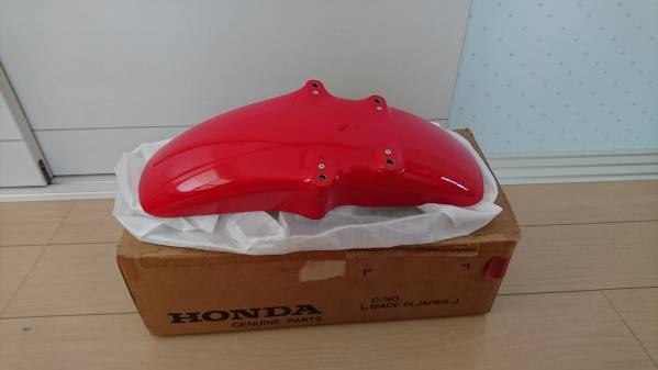 ★☆新品　VFR400R NC30 フロントフェンダー☆★