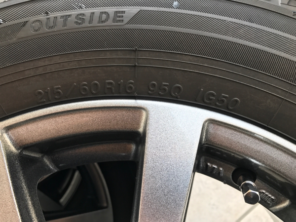 215/60R 16スタッドレス 4本セット 中古美品 使用期間3ヶ月_2