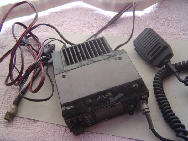 FT-212H YAESU FMトランシーバー FT-212H・144MHz帯FMハイパワー