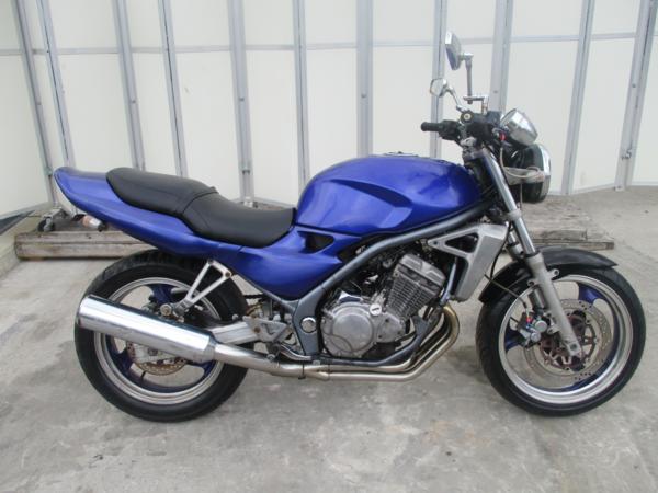 七福神 BALIUS(ZR250A) カワサキ -since 1991- - バイクの系譜 | ブルー系